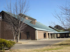 稲沢でパリ気分を味わえる「稲沢市荻須高徳記念美術館」