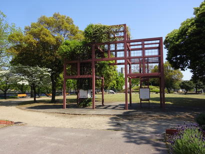 学校見本緑化園.JPG